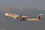 a7-boa/791481/a7-boa---qatar-airways---boeing A7-BOA - Qatar Airways - Boeing 777-300ER - Flughafen Zürich - 31. Oktober 2022