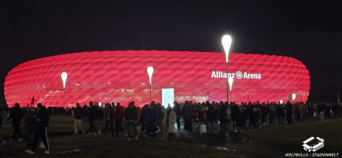 Allianz Arena München | 29.11.2025 | FC Bayern München - FC St. Pauli 3:1 | Zuschauer: 75.000