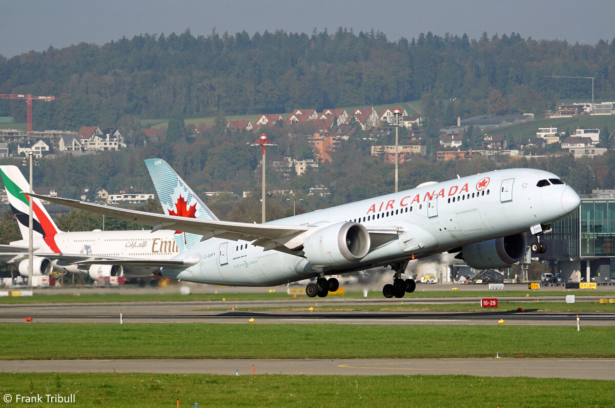 C-GHPY - AIR CANADA - Boeing 787-8 Dreamliner - Flughafen Zürich - 31. Oktober 2022