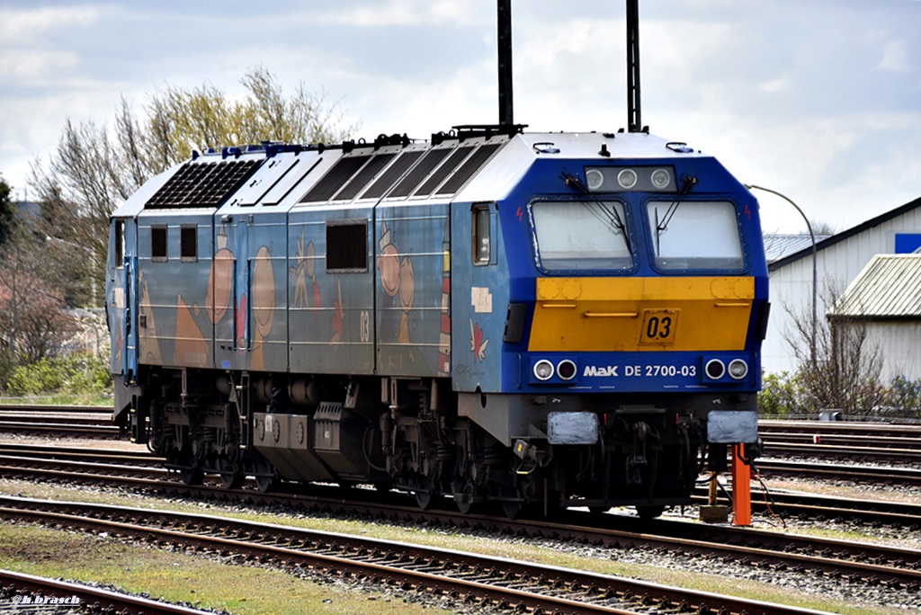 MAK de 2700-03 der RDC stand beim bahnhof niebüll,17.04.17