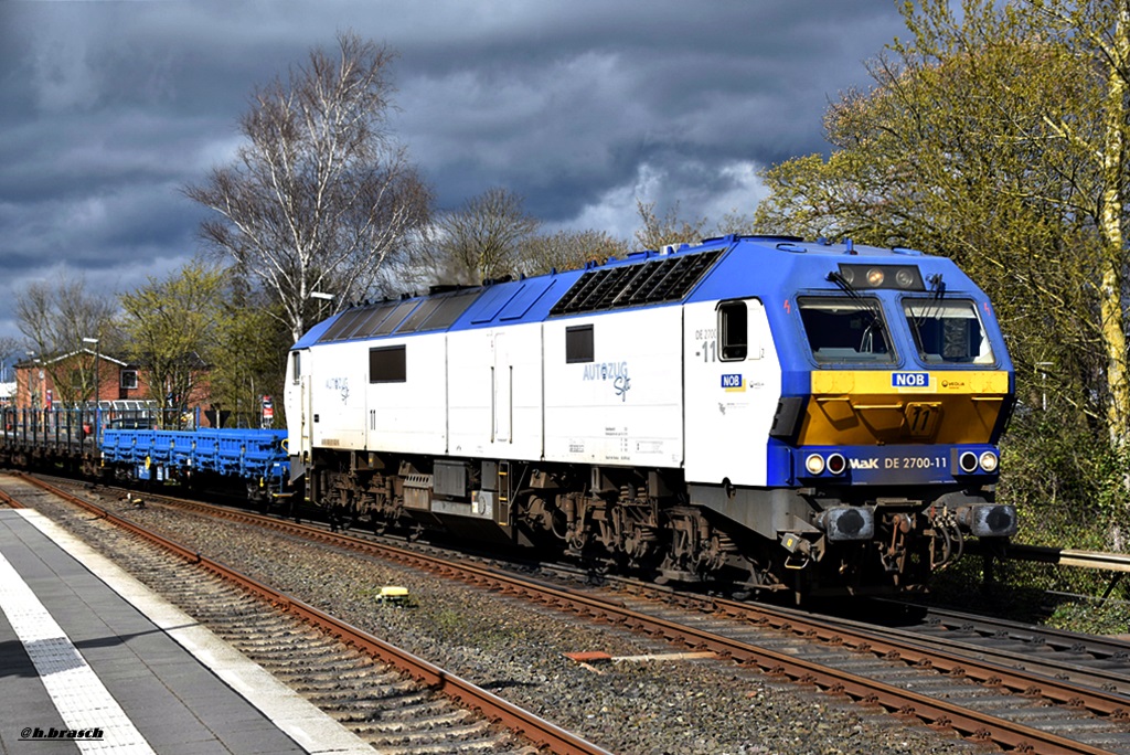 MAK de 2700-11 fuhr mit den autozug sylt,zum bf niebüll,17.04.17