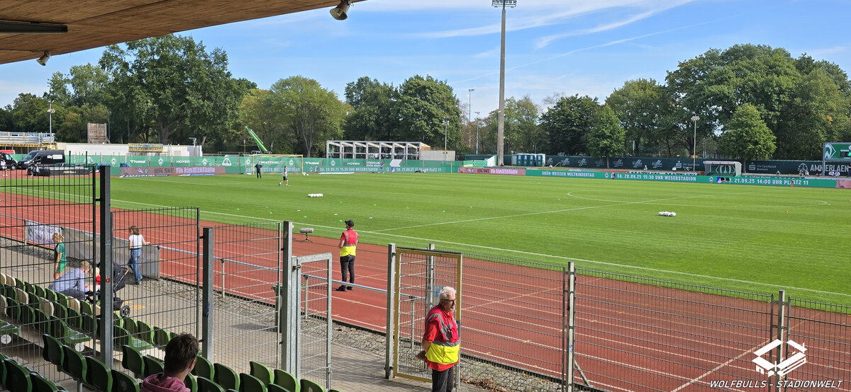 Weserstadion (Amateurstadion) Platz 11 | 07.09.2025 | SV Werder Bremen Frauen - SC Freiburg Frauen 1:1 | Zuschauer: 1.912
