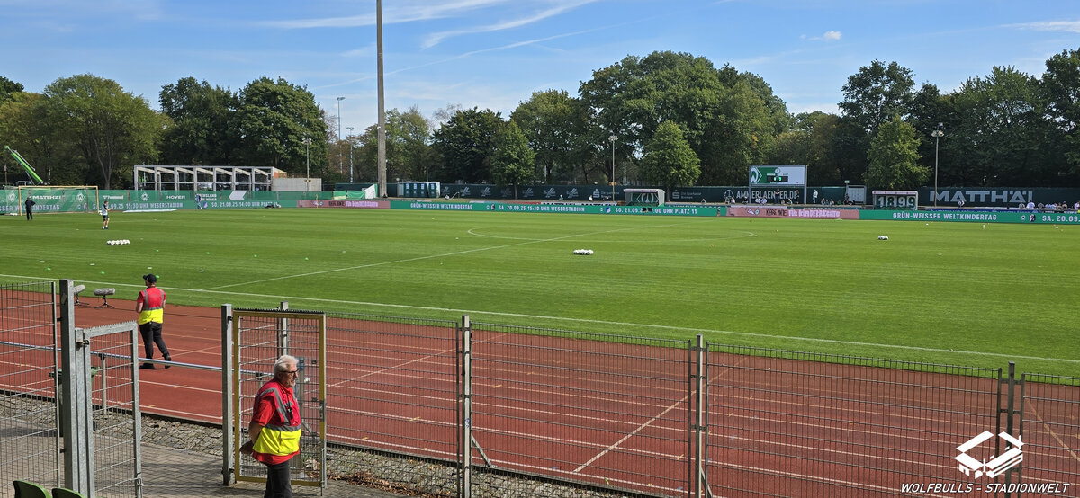 Weserstadion (Amateurstadion) Platz 11 | 07.09.2025 | SV Werder Bremen Frauen - SC Freiburg Frauen 1:1 | Zuschauer: 1.912