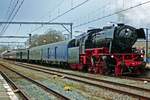 Mit der Kerst-Express nach Bonn ist am 21 Dezember 2019 SSN 23 023 in venlo eingetroffen.